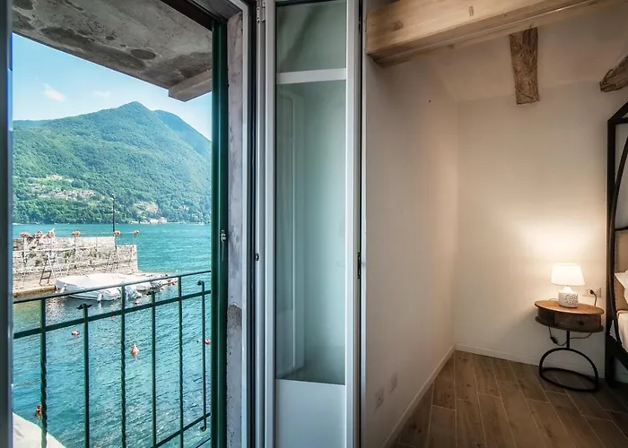 Acqua - By Myhomeincomo Apartmán
