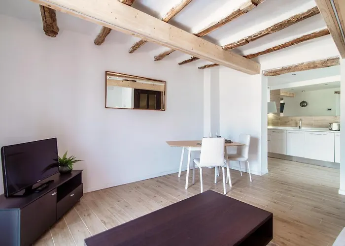 Acqua - By Myhomeincomo Apartmán *