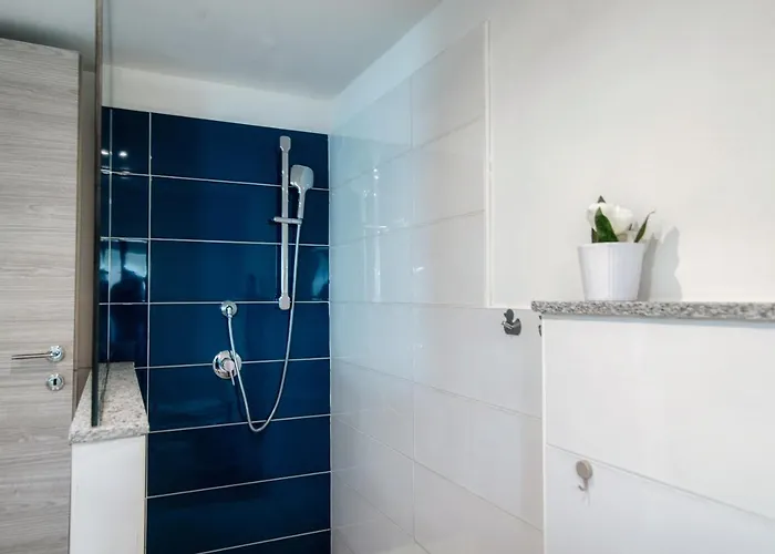 Acqua - By Myhomeincomo Apartmán *