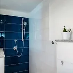 Acqua - By Myhomeincomo Lägenhet *